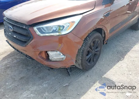 2017 Ford Escape Se z USA, uszkodzony, nr VIN 1FMCU9GD6HUA90429